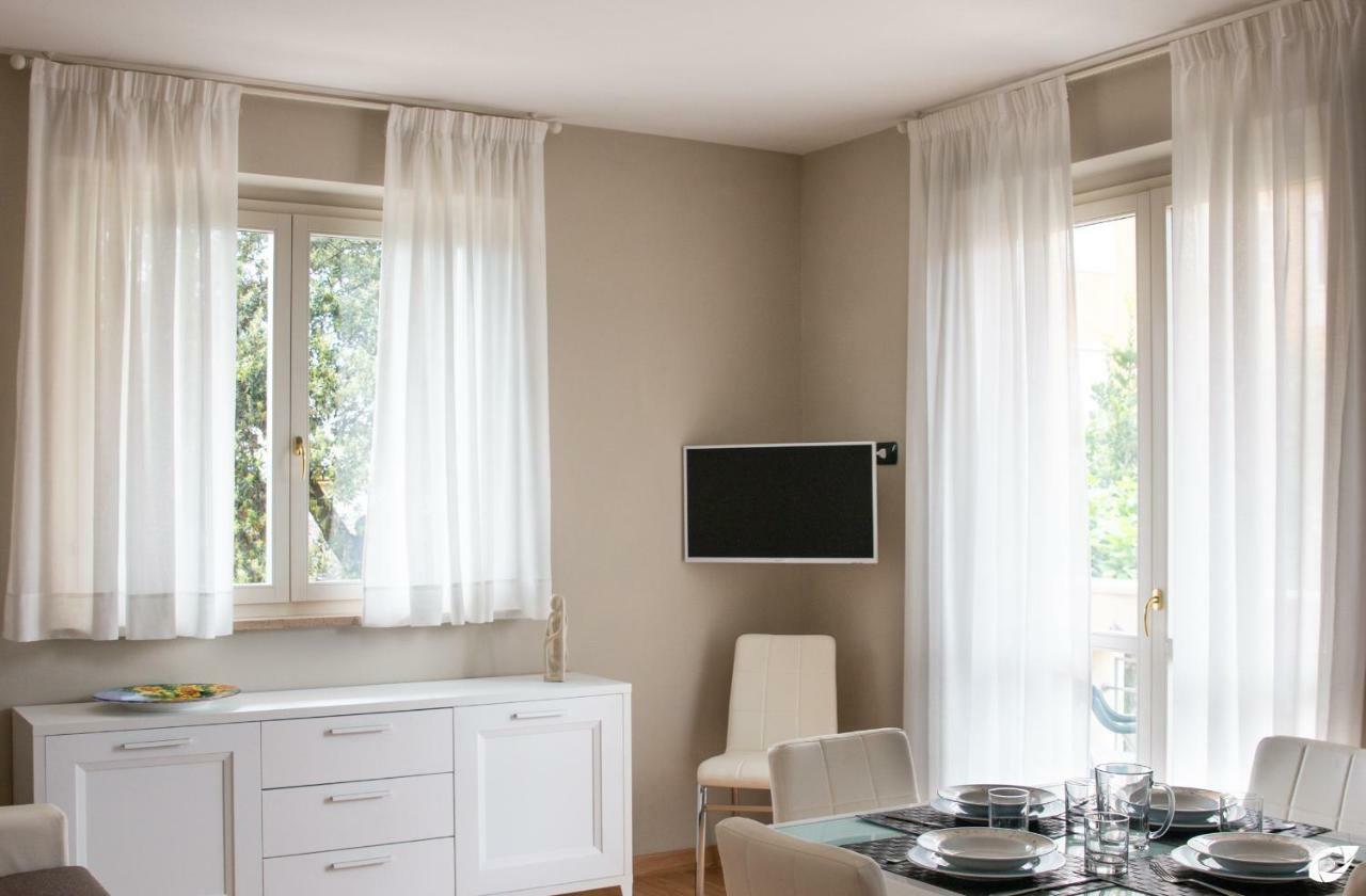 מרינה די פיאטרסנטה 2-Bedroom Apt, With Balcony & Aircondition - 50 M From The Beach מראה חיצוני תמונה